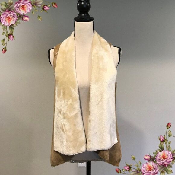 Open fake fur vest size M - Picture 1 of 12